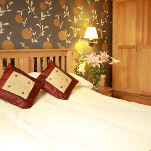 Brentwood Guest House